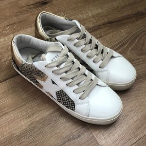 Steve Madden Sienna Multi Snake Shoe